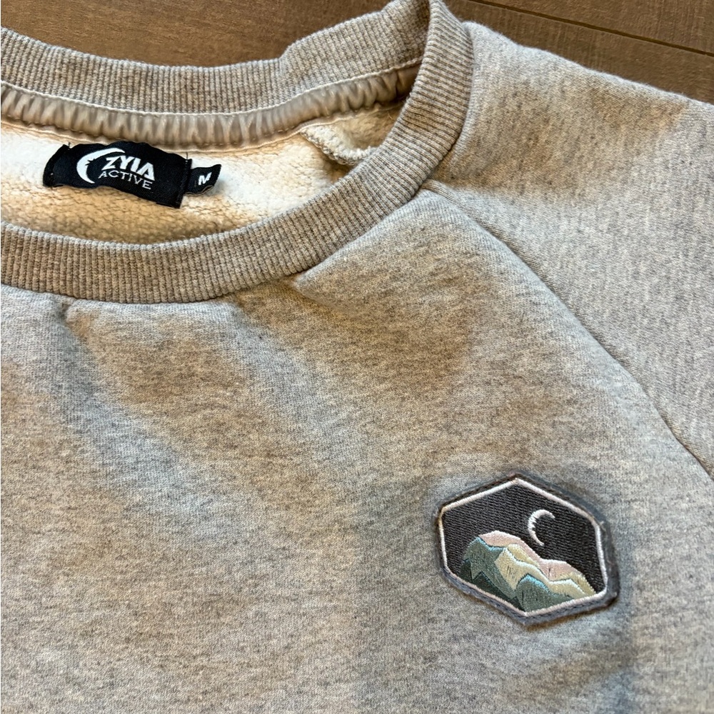 Zyia Gray Women’s ' Sweater